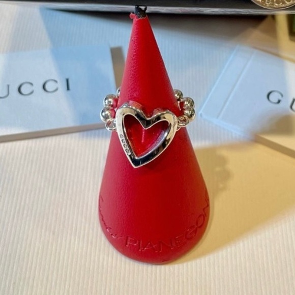 NWT! Gucci Boule Toggle Heart Ring - Picture 3 of 4